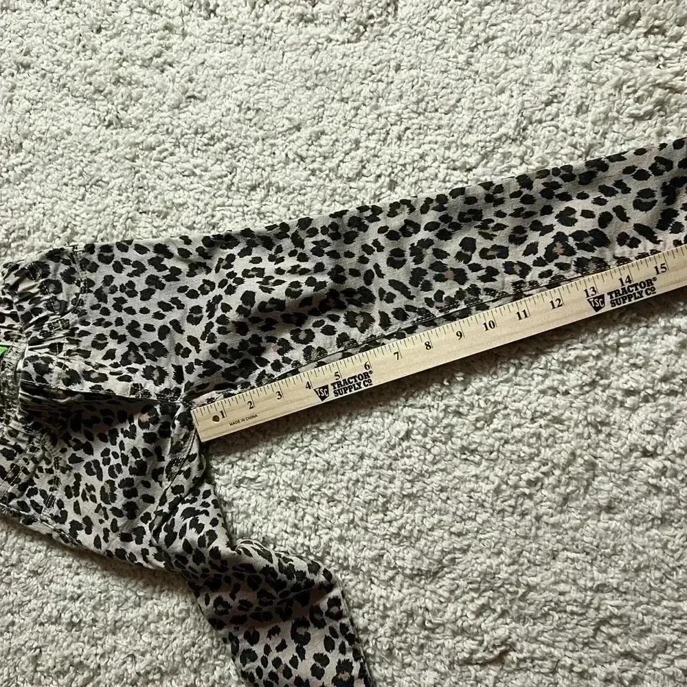 OLD NAVY GIRLS JEGGINGS SIZE 5T EUC LEOPARD PRINT